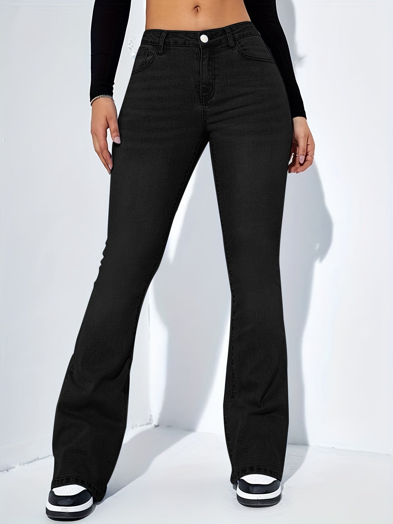 Slim-fit Flared Jeans