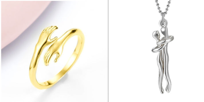 Simple Hands Hug Ring