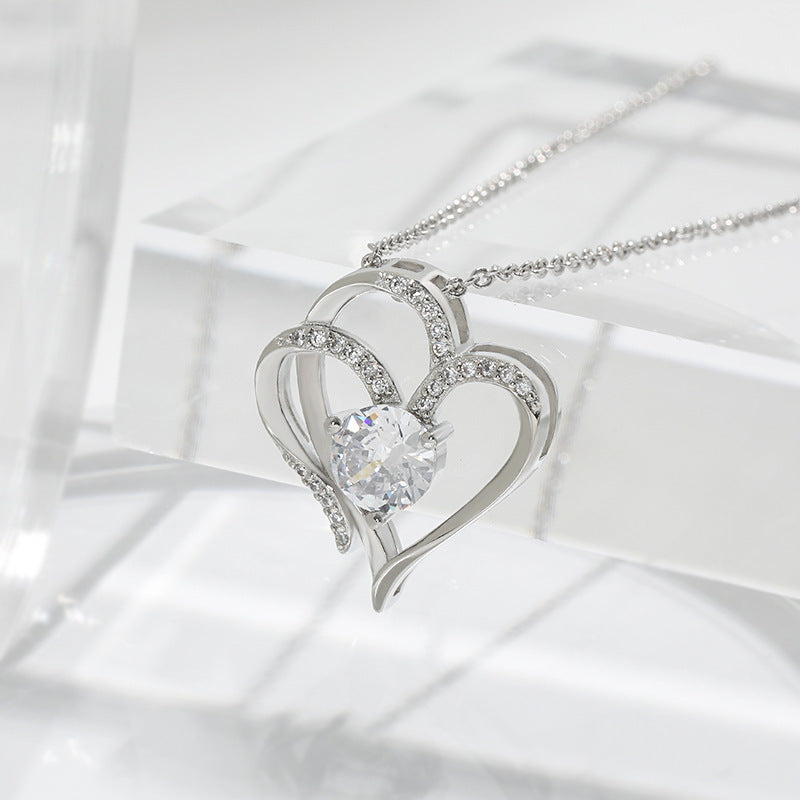 Rhinestone Heart-shaped Necklace